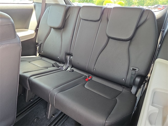 2024 Kia Carnival LX FWD w/Seat Pkg