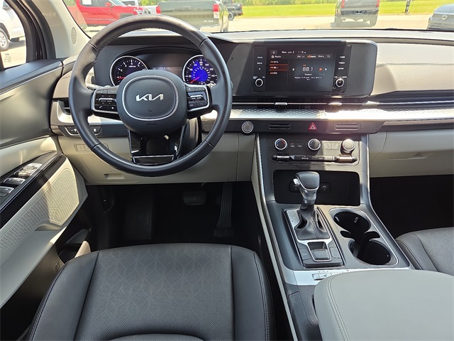 2024 Kia Carnival LX FWD w/Seat Pkg