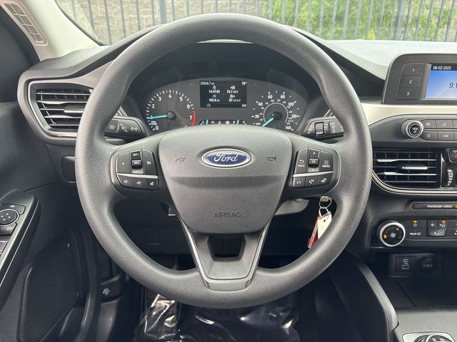 2022 Ford Escape S FWD