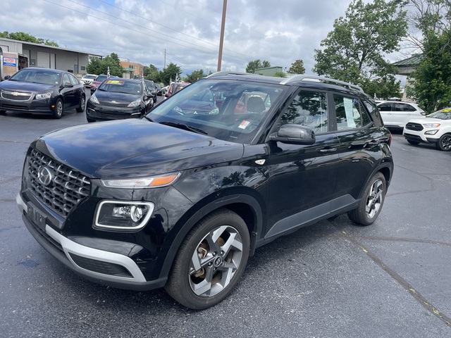 2021 Hyundai Venue SEL FWD