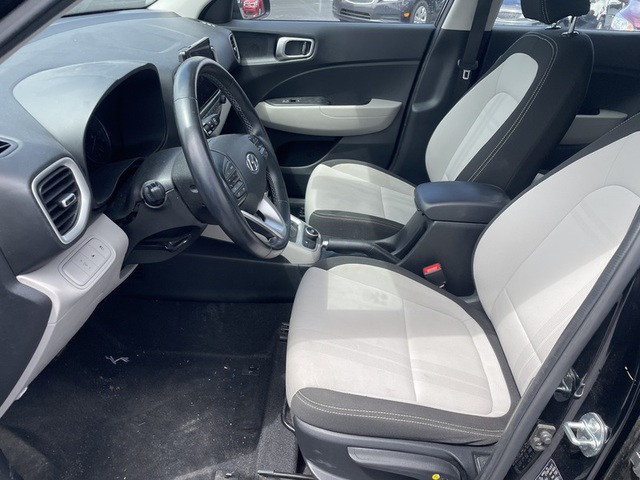 2021 Hyundai Venue SEL FWD