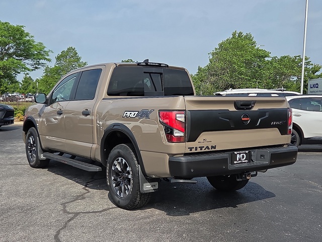 2022 Nissan Titan PRO-4X 4WD