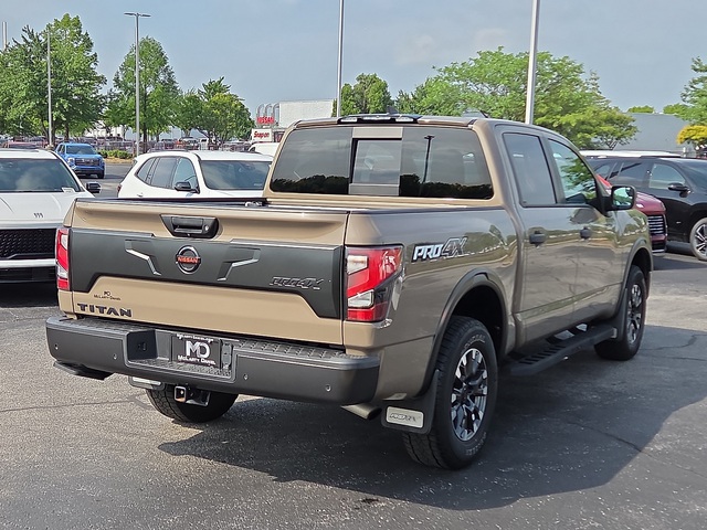 2022 Nissan Titan PRO-4X 4WD