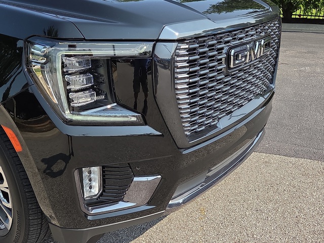 2023 GMC Yukon Denali Ultimate 4WD