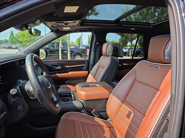 2023 GMC Yukon Denali Ultimate 4WD