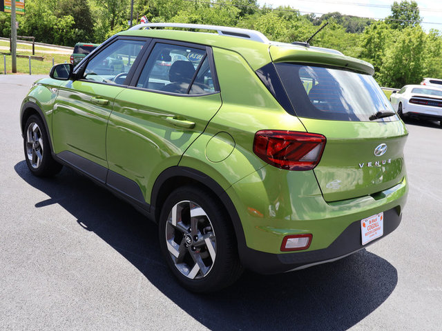 2024 Hyundai Venue SEL
