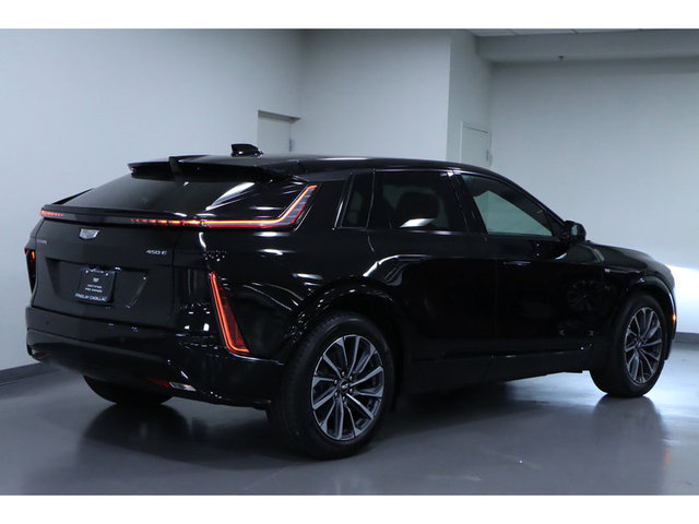 2024 Cadillac Lyriq Sport w/1SJ