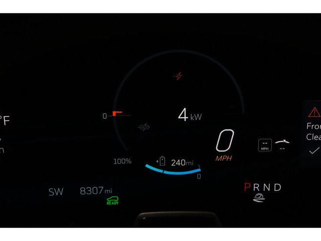 2024 Cadillac Lyriq Sport w/1SJ