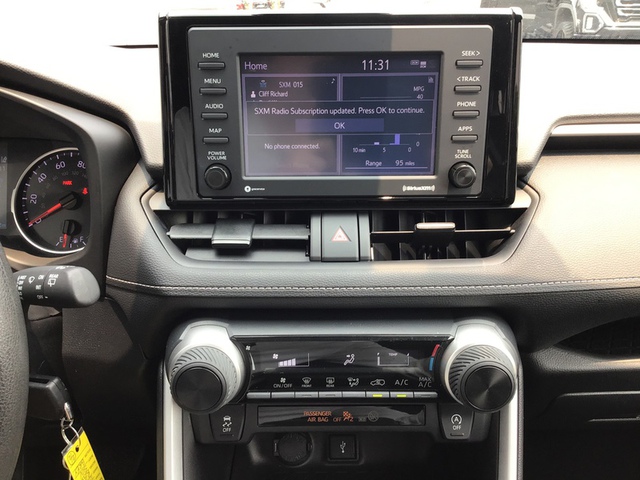 2022 Toyota RAV4 LE AWD