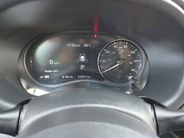 2022 Nissan Kicks SR FWD