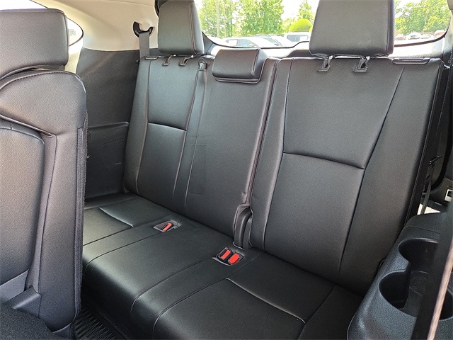2022 Toyota Highlander XLE AWD