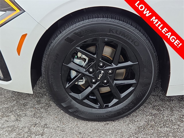 2025 Kia K5 LXS FWD
