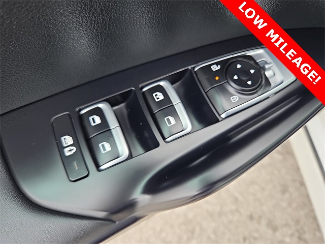 2025 Kia K5 LXS FWD