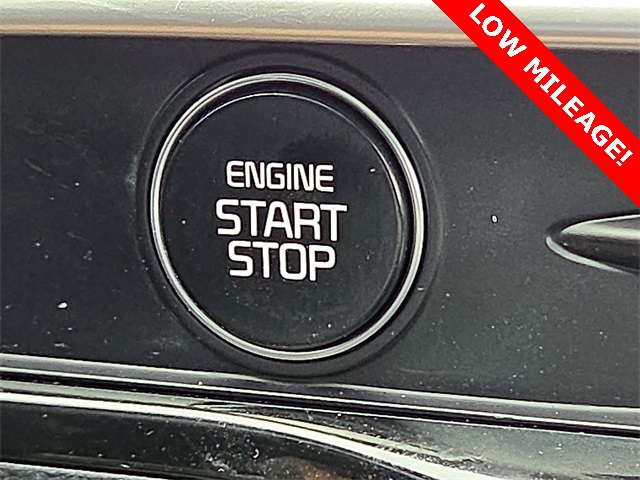 2025 Kia K5 LXS FWD