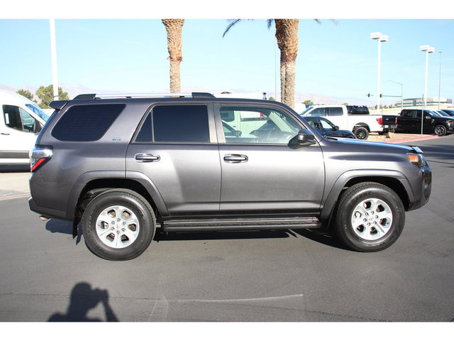 2021 Toyota 4Runner SR5 2WD