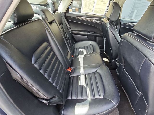 2020 Ford Fusion SEL FWD
