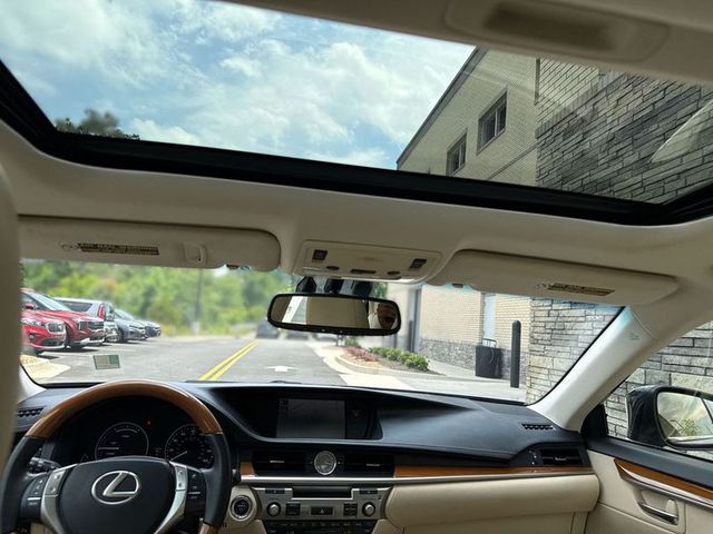 2014 Lexus Es 300h