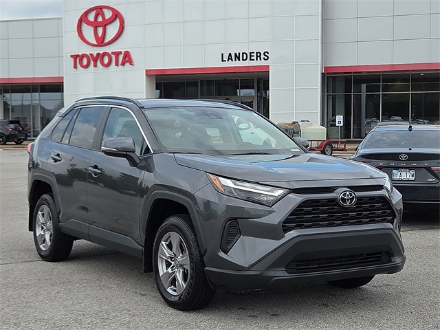 2023 Toyota RAV4 XLE FWD
