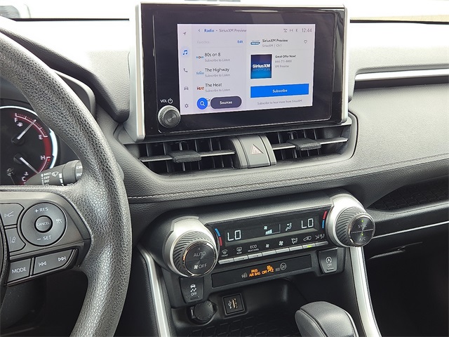2023 Toyota RAV4 XLE FWD