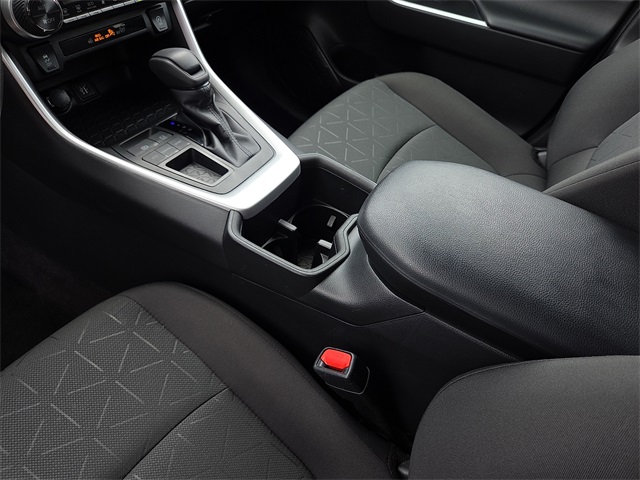 2023 Toyota RAV4 XLE FWD