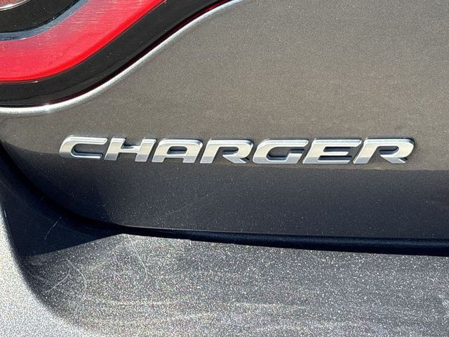 2021 Dodge Charger SXT RWD