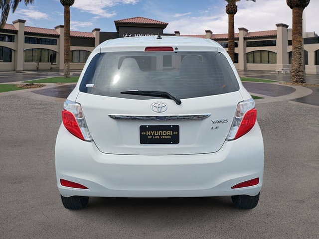 2012 Toyota Yaris LE 5Dr
