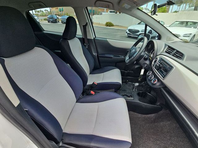 2012 Toyota Yaris LE 5Dr