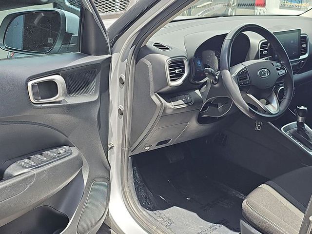 2022 Hyundai Venue SEL