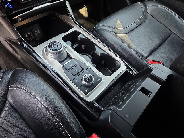 2021 Ford Explorer ST 4WD