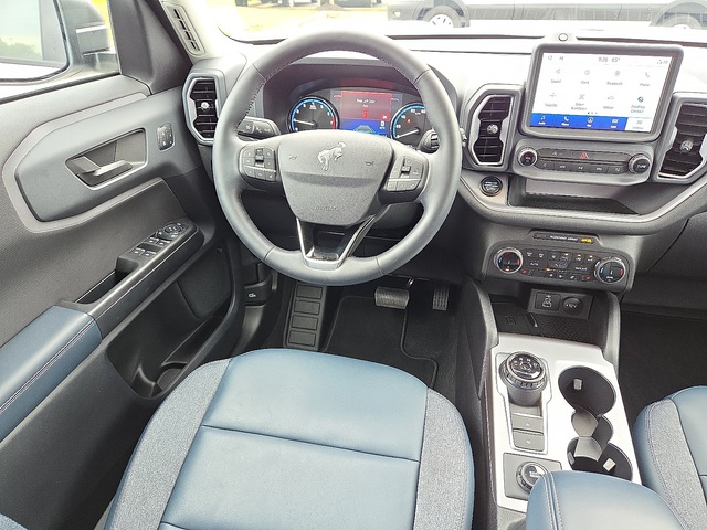 2024 Ford Bronco Outer Banks 4WD Sport