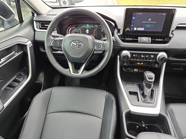 2024 Toyota RAV4 XLE Premium FWD