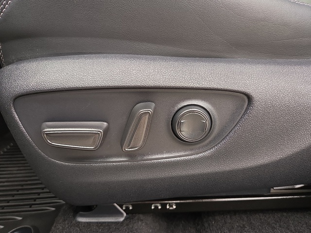 2024 Toyota RAV4 XLE Premium FWD