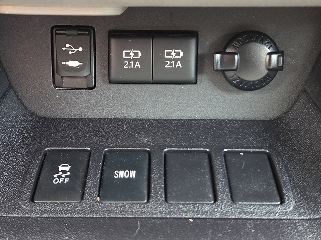 2018 Toyota Highlander LE FWD