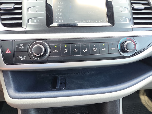 2018 Toyota Highlander LE FWD