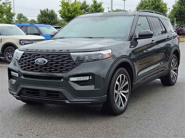 2024 Ford Explorer ST-Line RWD