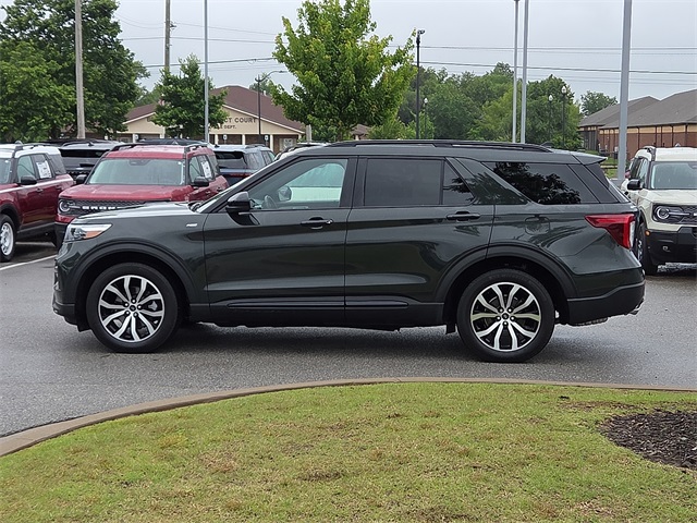 2024 Ford Explorer ST-Line RWD