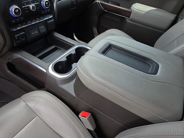 2020 GMC Sierra 1500 SLT 4WD 147WB