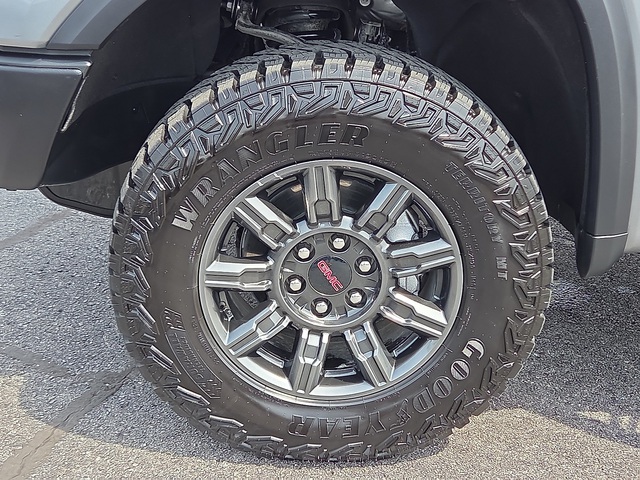 2025 GMC Sierra 1500 AT4X 4WD 147WB