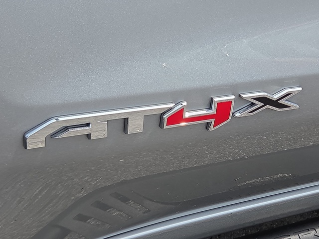 2025 GMC Sierra 1500 AT4X 4WD 147WB