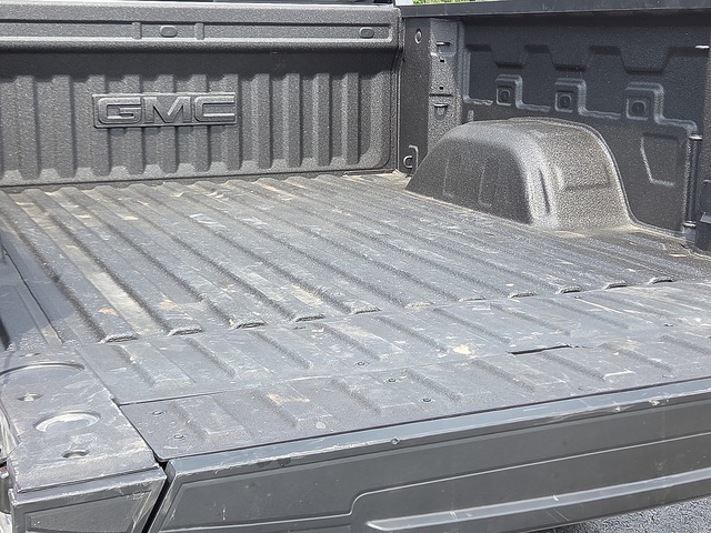 2025 GMC Sierra 1500 AT4X 4WD 147WB