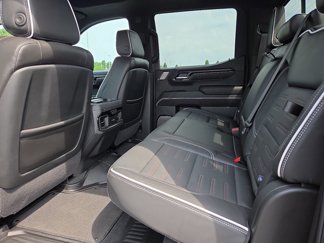 2025 GMC Sierra 1500 AT4X 4WD 147WB