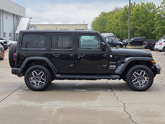 2024 Jeep Wrangler Sahara 4WD