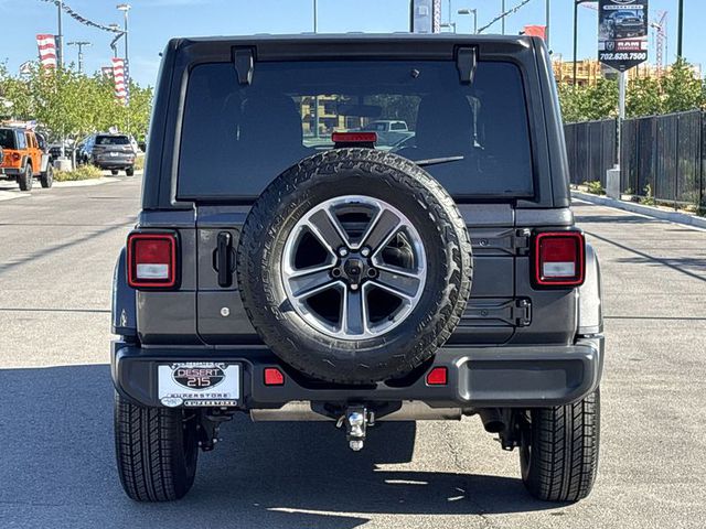 2018 Jeep Wrangler Unlimited Sahara 4WD