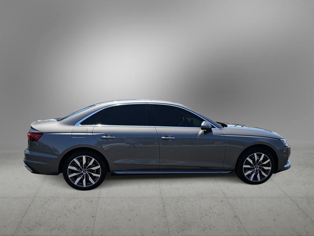 2022 Audi A4 Premium Plus