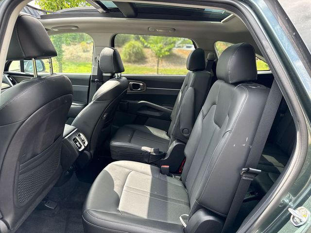 2022 Kia Sorento X-Line EX