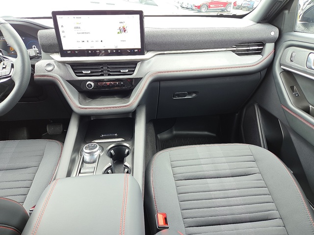 2025 Ford Explorer ST-Line RWD