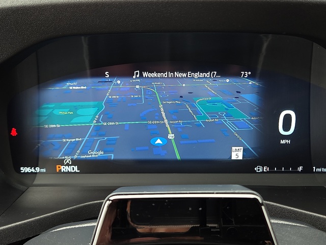 2025 Ford Explorer ST-Line RWD