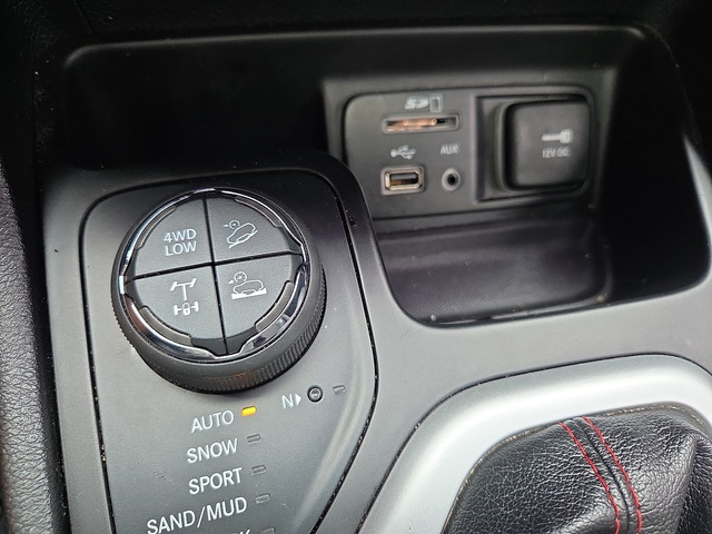 2017 Jeep Cherokee L Plus 4WD