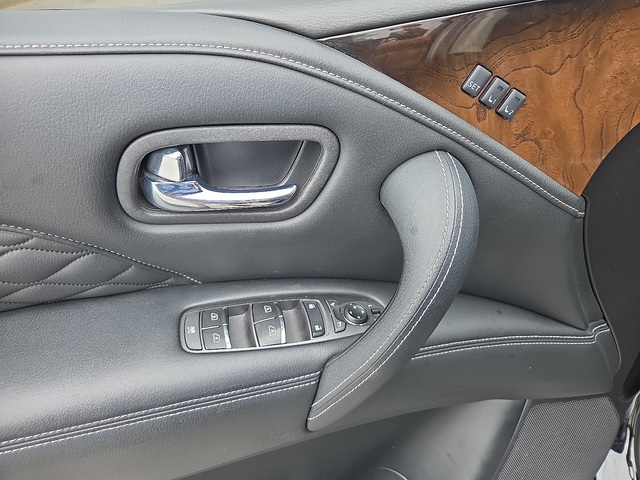2019 INFINITI QX80 LUXE AWD