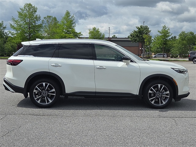 2024 INFINITI QX60 LUXE FWD